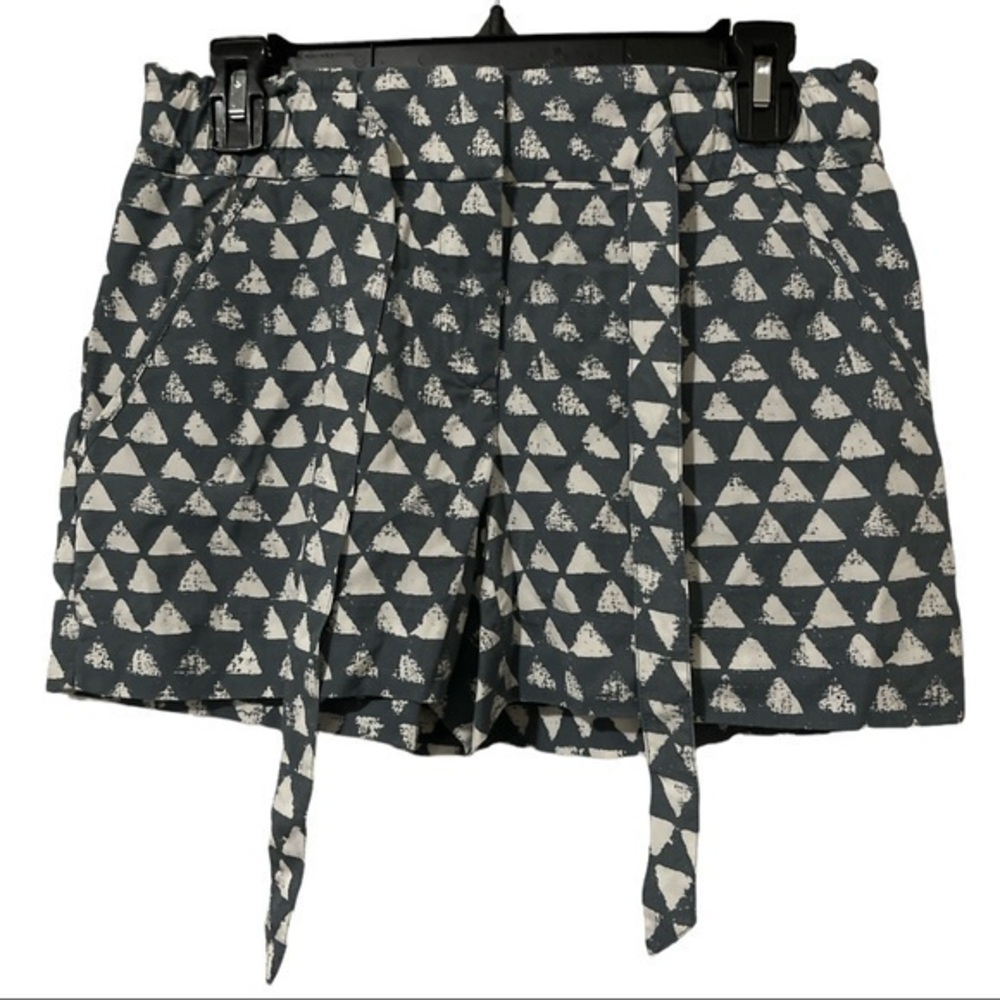 Ann Taylor Loft Blue White Shorts NWOT Sz 00 #6263